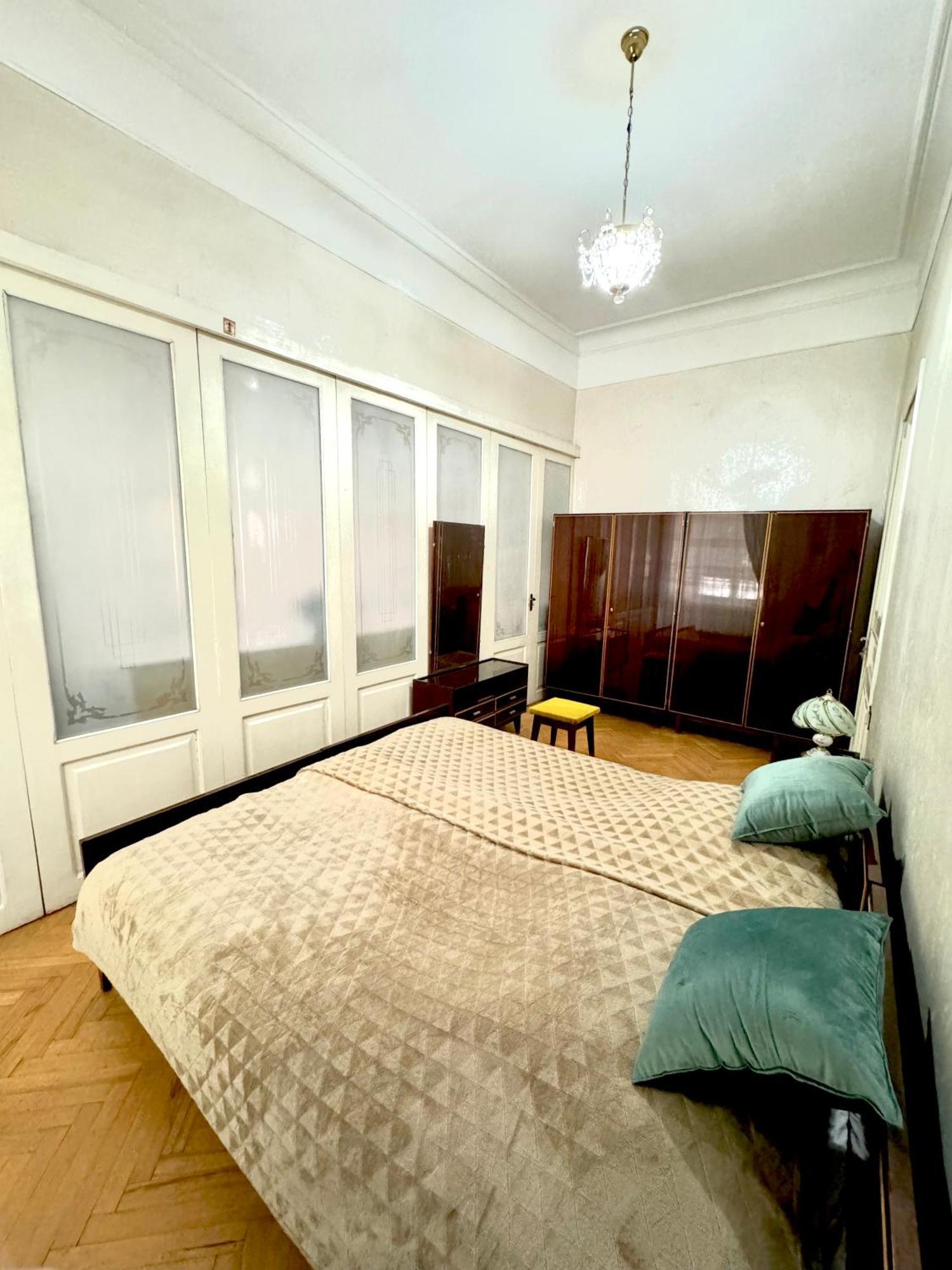 Authentic Old Tbilisi Apartment Exterior foto